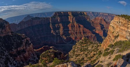 Téléchargez les photos : Wotan's Throne vue depuis les falaises Walhalla près du Cap Royal sur le bord nord du Grand Canyon Arizona. - en image libre de droit