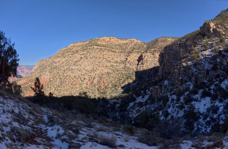 Die Klippen des Waldron Canyon am Grand Canyon Arizona, südwestlich des Eremit Canyon im Winter.