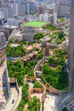 Namba Parks, Osaka, Japan Stadtbild und Aussicht. 