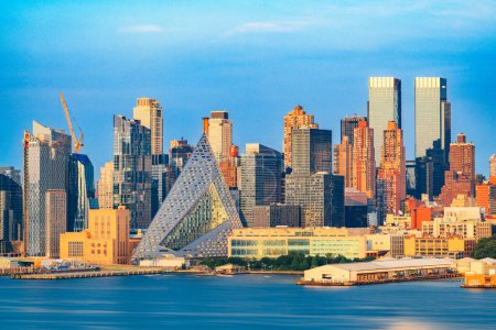 Téléchargez les photos : New York, New York, États-Unis sur la rivière Hudson. - en image libre de droit