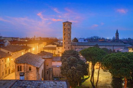 Foto de Ravenna, Italy old historic skyline with the Basilica of Sant'Apollinare Nuovo bell tower. - Imagen libre de derechos