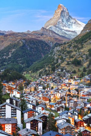 Téléchargez les photos : Zermatt, Suisse avec le Cervin. - en image libre de droit