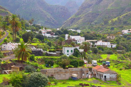 Gran Canaria Landschaft, Spanien. Schlucht und Dorf Los Berrazales.
