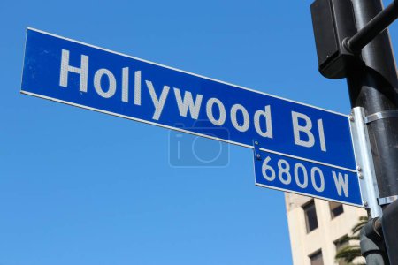 Téléchargez les photos : Hollywood Boulevard signe à Los Angeles, Californie, États-Unis
. - en image libre de droit