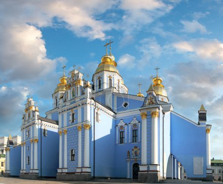 Téléchargez les photos : Mykhailivskyj Sobor (cathédrale orthodoxe chrétienne). Kiev Centre-ville, Ukraine. - en image libre de droit