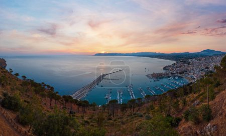 Photo for Early morning view to Tyrrenian sea bay, Castellammare del Golfo and Alcamo town and pier from Localita Belvedere Castellammare del Golfo (Trapani region, Sicily, Italy). - Royalty Free Image