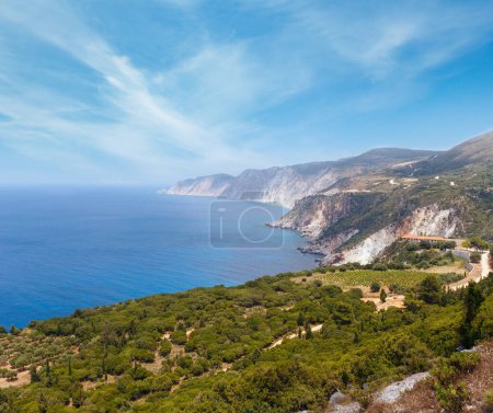 Téléchargez les photos : Été Vue mer Ionienne (Céphalonie, Grèce, près de Petani Beach
) - en image libre de droit