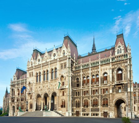 Foto de Monumento húngaro, vista del Parlamento de Budapest
. - Imagen libre de derechos