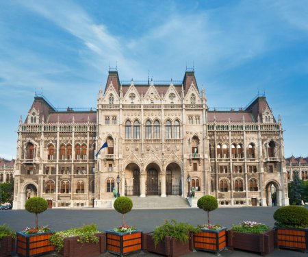 Foto de Monumento húngaro, vista del Parlamento de Budapest
. - Imagen libre de derechos