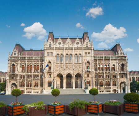 Téléchargez les photos : Monument hongrois, Budapest Vue du Parlement
. - en image libre de droit