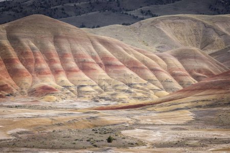Foto de Hermoso y colorido paisaje de las colinas pintadas en el este de Oregon, cerca de John Day. - Imagen libre de derechos