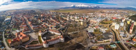 Die Stadt Kezmarok mit Blick auf die Hohe Tatra, Slowakei