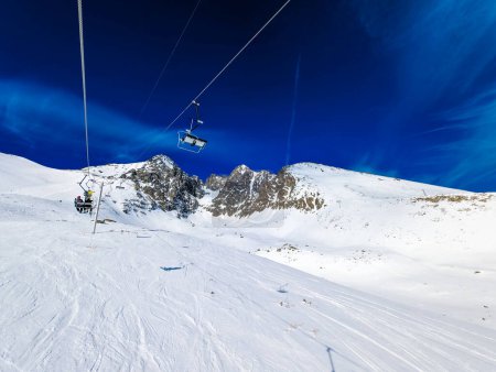 Skigebiet mit Seilbahnen und Liften, Tatranska Lomnica, Slowakei, Hohe Tatra