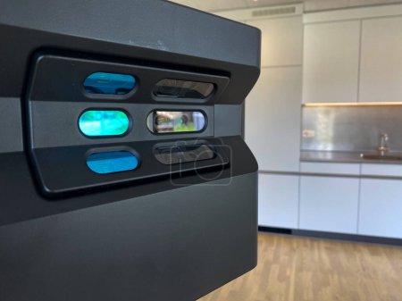 Téléchargez les photos : Caméra tournante 3D à l'intérieur d'un appartement moderne à vendre ou à louer - Architecte photographe concepteur bureau concept - en image libre de droit