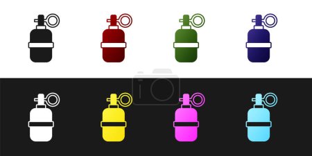 Ilustración de Set Icono de granada de mano aislado sobre fondo blanco y negro. Explosión de bombas. Vector - Imagen libre de derechos