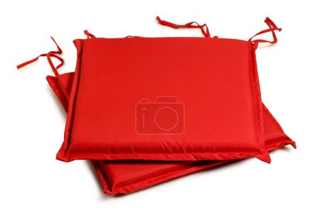 Foto de Dos cojines de silla rojos aislados - Imagen libre de derechos
