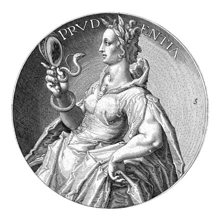 Foto de Prudence, disfrazada de mujer con un espejo en la mano derecha, alrededor del cual se enrolla una serpiente. En la parte superior de la actuación de la palabra 'PRVDENTIA' (precaución). - Imagen libre de derechos