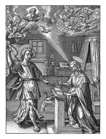 Foto de Anunciación, Hieronymus Wierix, 1563 - antes de 1619 María se arrodilla en su escritorio en su dormitorio. Ella es visitada por el ángel Gabriel. - Imagen libre de derechos