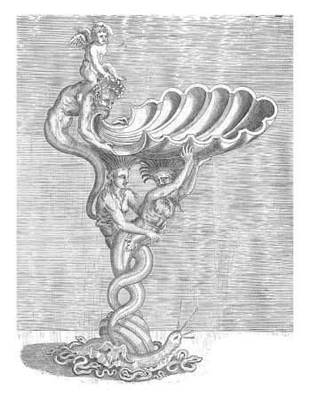 Téléchargez les photos : Bol en forme de coquille, porté par une sirène et un sirène, Balthazar van den Bos, d'après Cornelis Floris (II), 1548 La sirène et le sirène se tiennent avec des queues entrelacées sur une coquille d'escargot. - en image libre de droit