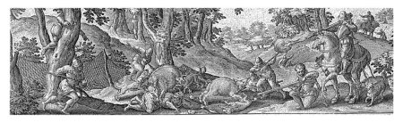 Foto de Algunos hombres cazan dos jabalíes y los matan con perros y lanzas. La impresión tiene un título en latín y forma parte de una serie de 54 grabados. - Imagen libre de derechos