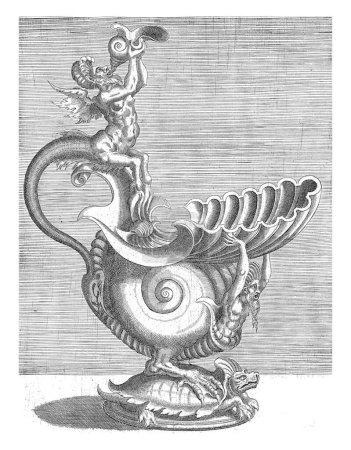 Téléchargez les photos : Cruche en forme de coquille d'escargot avec un bec en forme de coquille, Balthazar van den Bos, d'après Cornelis Floris (II), 1548 La base de la cruche est une griffe debout sur une tortue. - en image libre de droit