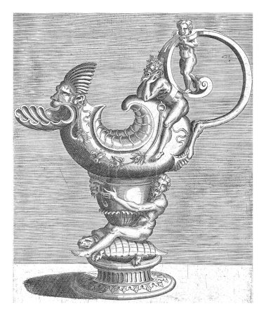 Foto de Cáliz, cuyo pie es abrazado por un hombre sentado en una tortuga, Balthazar van den Bos, después de Cornelis Floris (II), 1548 La oreja del pergamino descansa sobre la espalda de un hombre que se inclina hacia adelante. - Imagen libre de derechos