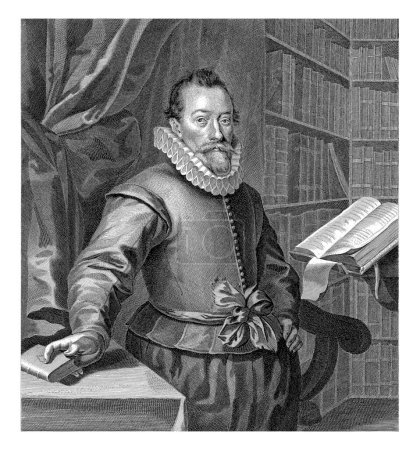 Foto de Retrato de Jacobus Taurinus, de pie en un atril de una biblioteca. Debajo del retrato hay un verso de ocho líneas en holandés. - Imagen libre de derechos