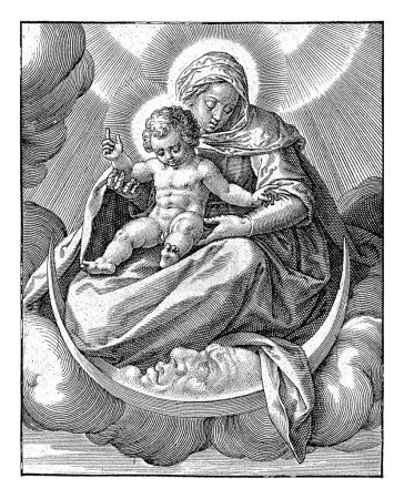 Foto de María con el Niño Jesús en la Luna creciente, Antonie Wierix (II), después de Bartolomé Spranger, 1565 - antes de 1604 María se sienta con el Niño Jesús en su regazo. - Imagen libre de derechos
