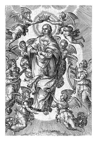 Téléchargez les photos : Assomption de Marie, Johannes Wierix, d'après Pieter van der Borcht (I), 1573 Marie est prise au ciel par les anges. Elle est flanquée d'anges musiciens. Deux anges au-dessus d'elle ont mis une couronne sur sa tête. - en image libre de droit