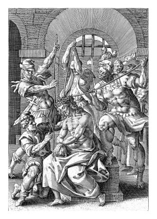 Foto de Coronación de Espinas de Cristo, Antonie Wierix (II), después de Maerten de Vos, 1583 - 1587 Los soldados empujan la corona de espinas sobre la cabeza de Cristo esposado con cuerdas. - Imagen libre de derechos