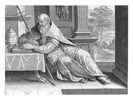 Téléchargez les photos : Saint Grégoire le Grand lit un livre. Sur la table se trouvent des tiares papales. En marge une légende en latin. - en image libre de droit