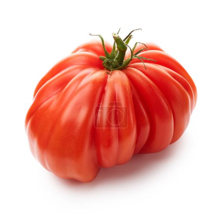 Foto de Fresh ripe tomato close up isolated on white background - Imagen libre de derechos