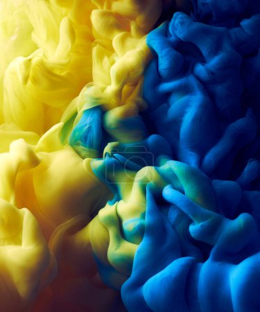 Téléchargez les photos : Éclaboussure de couleurs bleues et jaunes peinture pigment texture abstraite fond - en image libre de droit