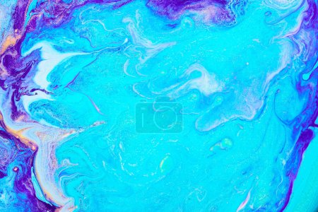 Téléchargez les photos : Texture de peinture fluide bleue. Papier marbré fond abstrait - en image libre de droit