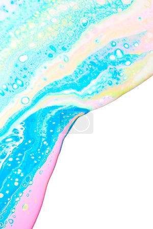 Foto de Textura de pintura abstracta azul iridiscente aislada sobre fondo blanco - Imagen libre de derechos
