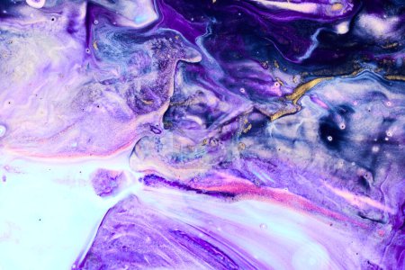 Foto de Foto de textura de pintura fluida púrpura. Papel de mármol fondo abstracto - Imagen libre de derechos