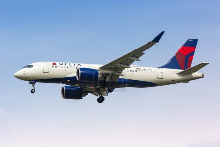 Photo for Dallas, United States - May 7, 2023: Delta Air Lines Airbus A220-100 airplane at Dallas Fort Worth Airport (DFW) in the United States. - Royalty Free Image