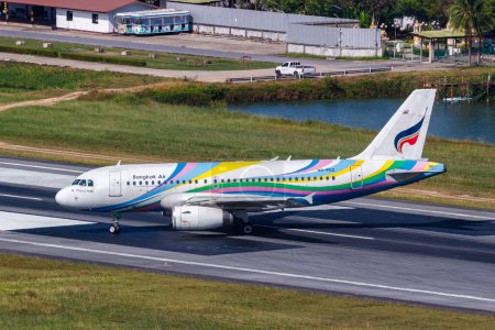 Téléchargez les photos : Ko Samui, Thaïlande - 11 février 2023 : Avion Bangkok Air Airbus A319 à l'aéroport Ko Samui en Thaïlande. - en image libre de droit