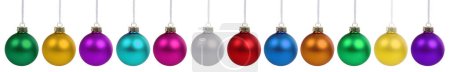 Foto de Bolas de Navidad bolas banner bola bauble decoración deco en una fila aislada en blanco - Imagen libre de derechos