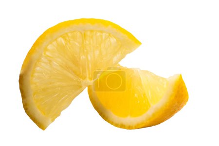 Téléchargez les photos : Tranches d'agrumes de citron isolées sur fond blanc - en image libre de droit