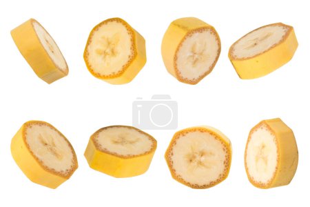 Téléchargez les photos : Tranches de bananes volantes, isolées sur fond blanc - en image libre de droit