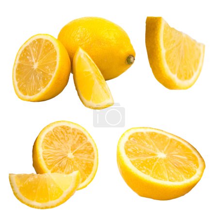 Téléchargez les photos : Ensemble de citron frais entier et coupé et tranches isolées sur fond blanc. De vue du dessus - en image libre de droit