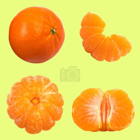 Téléchargez les photos : Ensemble de mandarine fraîche entière et coupée, mandarine et tranches isolées sur fond jaune. De vue du dessus - en image libre de droit
