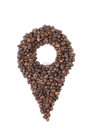 Foto de Señal de ubicación hecha de granos de café aislados sobre un fondo blanco - Imagen libre de derechos
