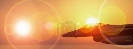 Solo-Kampfjet im Mittelflug mit dramatischem Sonnenuntergang und intensivem Objektivblitz.
