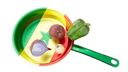 Colorido arreglo culinario con una manzana, cebolla y pimienta en una sartén temática de la bandera de Senegal, evocando sabores frescos