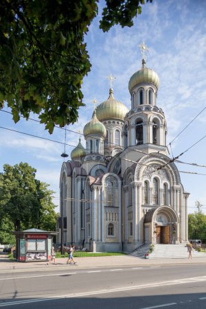 Foto de Vilna, Lituania 15 de agosto de 2023. La Iglesia Ortodoxa de San Constantino y San Miguel, fachada - Imagen libre de derechos