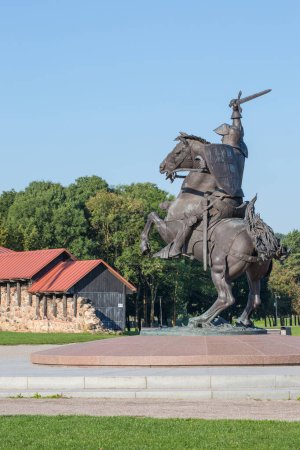 Foto de Kaunas, Lituania 16 de agosto de 2023. La Estatua Guerrera de la Libertad, visión general - Imagen libre de derechos