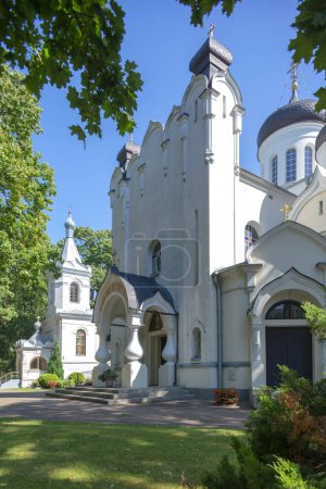 Photo for Kaunas, Lithuania AUGUST 16, 2023. Holy Resurrection Orthodox Church, summer - Royalty Free Image