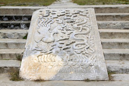 Téléchargez les photos : White marble sculpture works, Eastern Tombs of the Qing Dynasty, China. - en image libre de droit